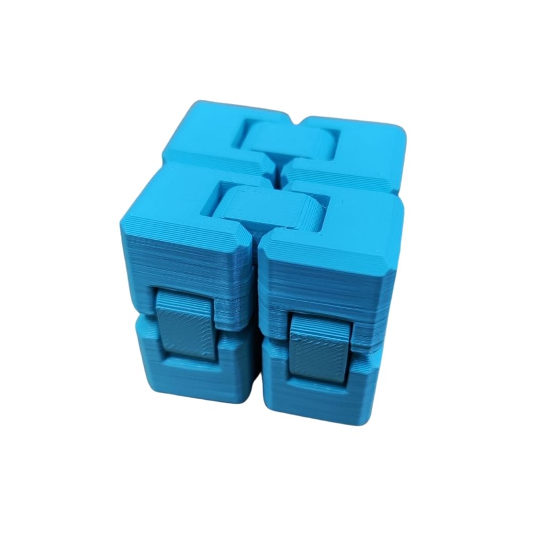Cubo sensorial infinito impresso em 3D — ArtTech 3D