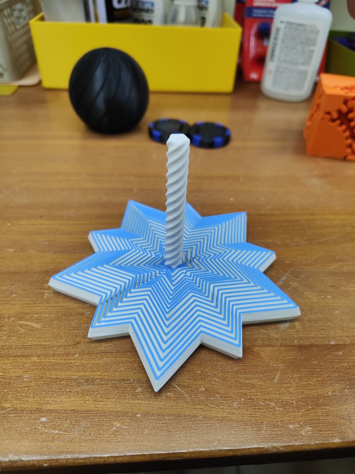 Estrela sensorial giratória impressa em 3D — vista superior